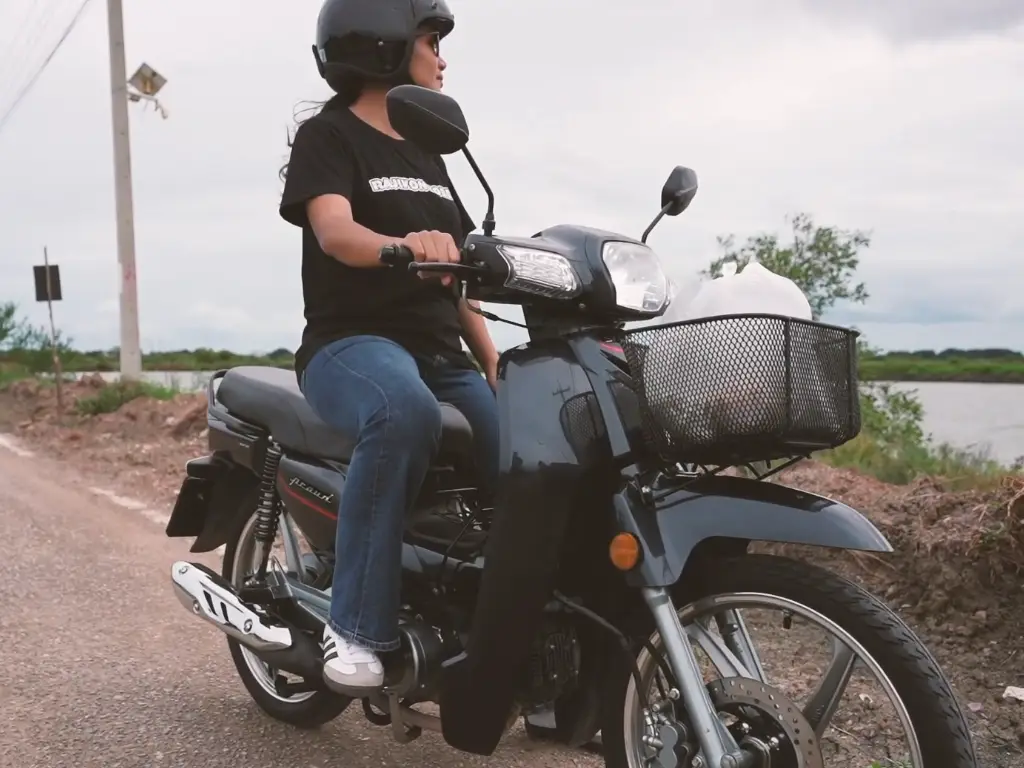 solar-proud-125